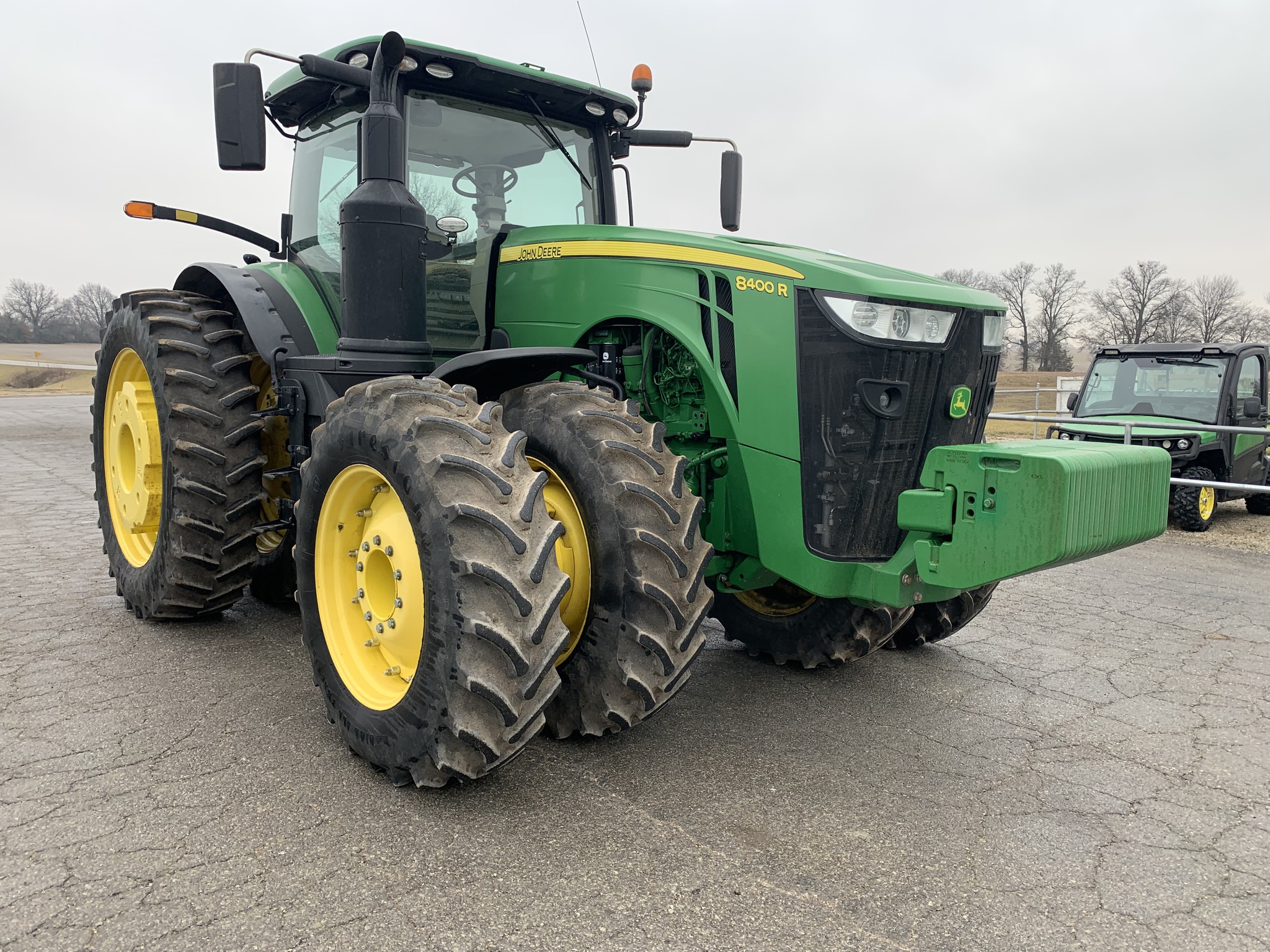  2019 John Deere 8400R at Heritage Tractor in Baldwin City, KS