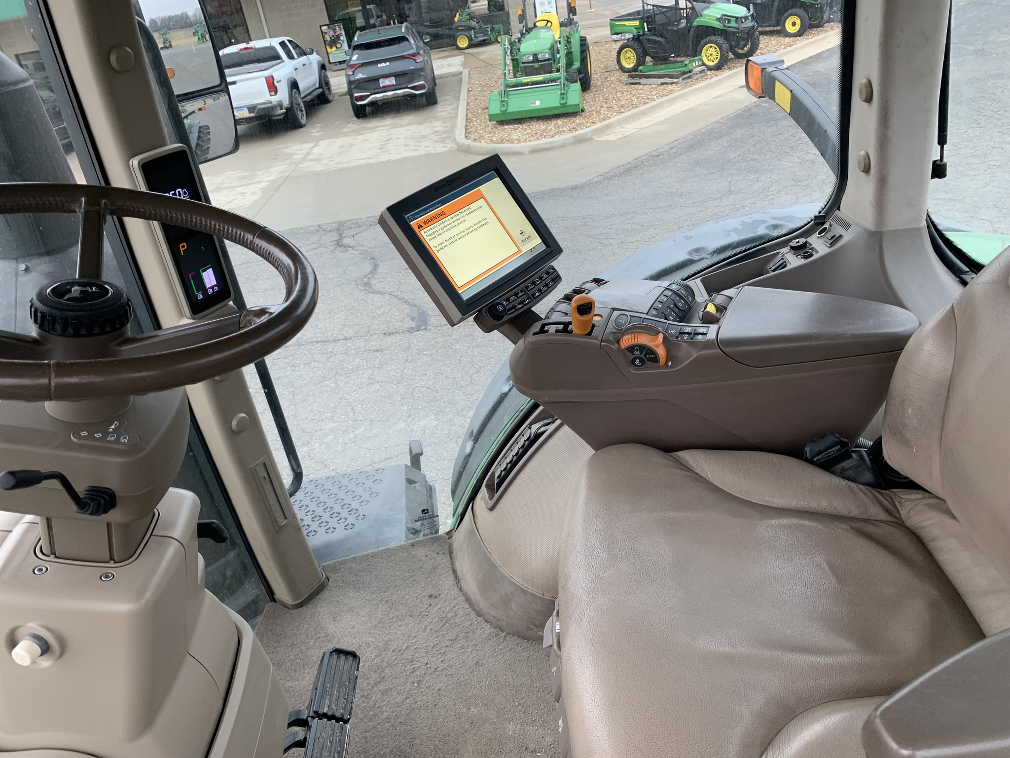  2019 John Deere 8400R at Heritage Tractor in Baldwin City, KS