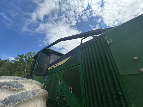 2016 John Deere 848L