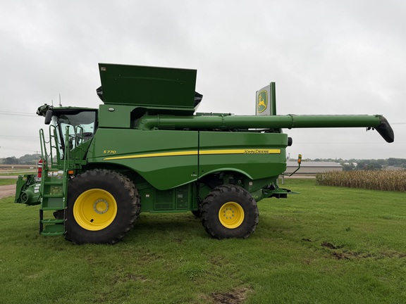 2024 John Deere S770 - Photo6