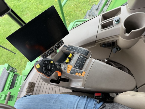 2024 John Deere S770 - Photo42