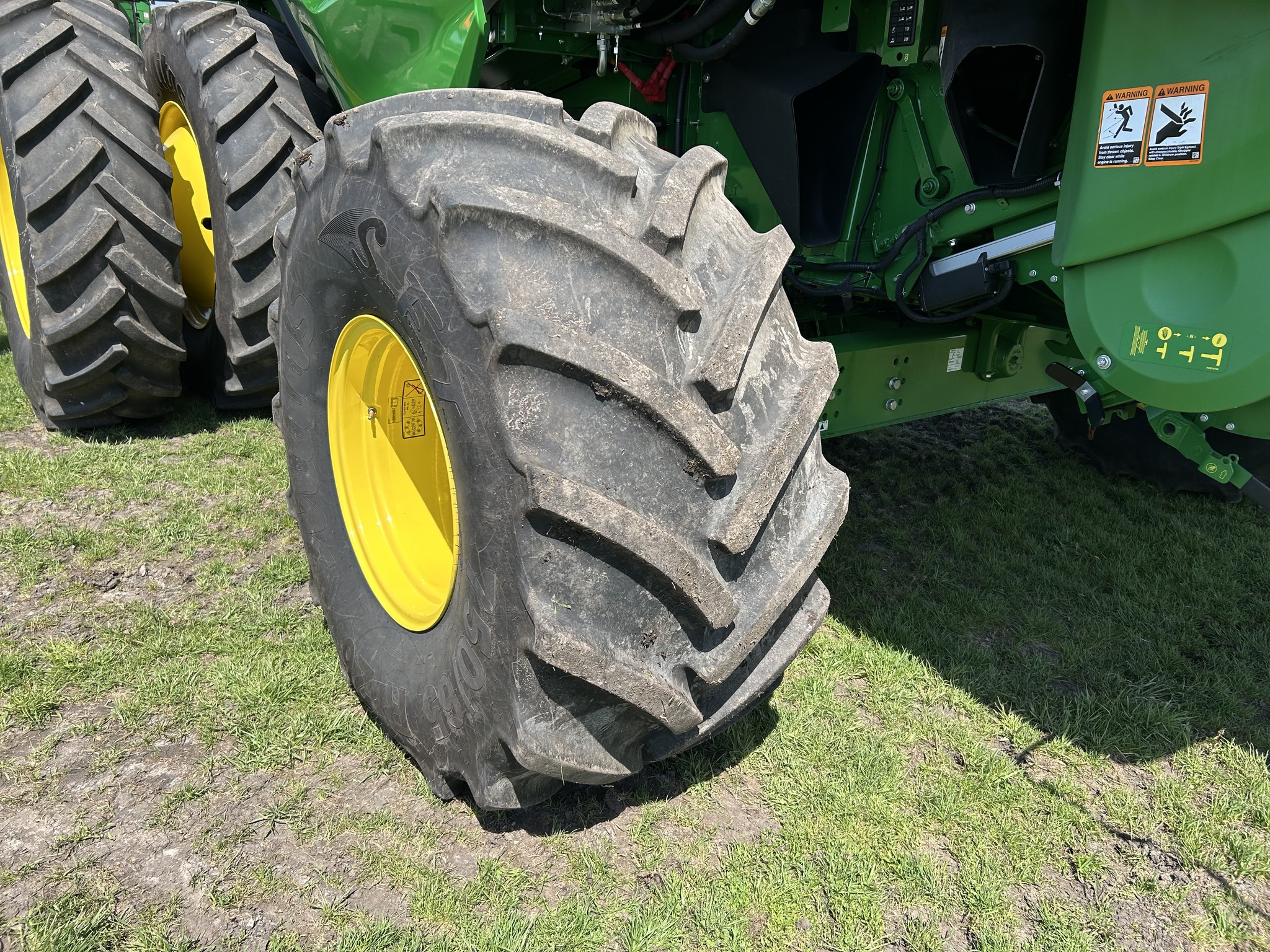  2025 John Deere S7 800 at Heritage Tractor in Brimfield, IL