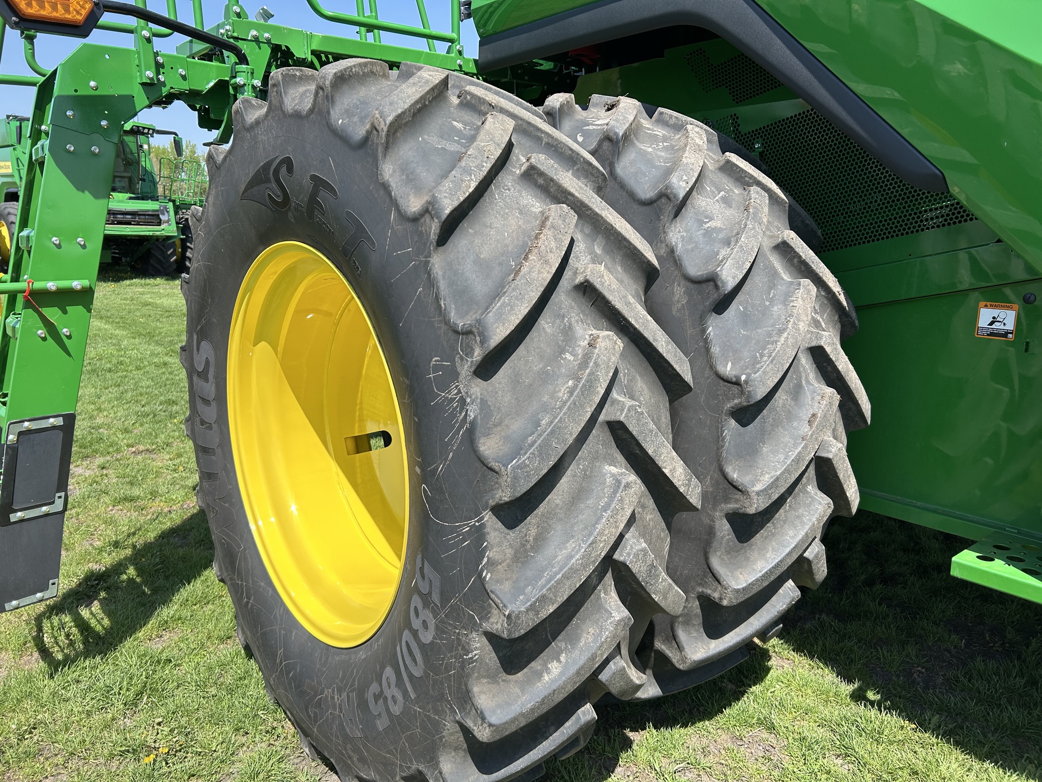  2025 John Deere S7 800 at Heritage Tractor in Brimfield, IL
