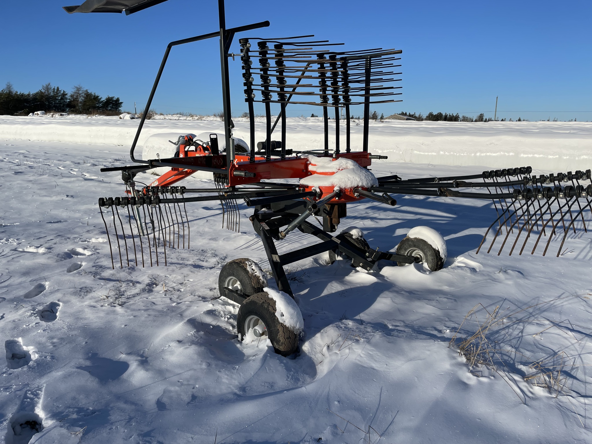 2022 Kubota RA1047T Image 3
