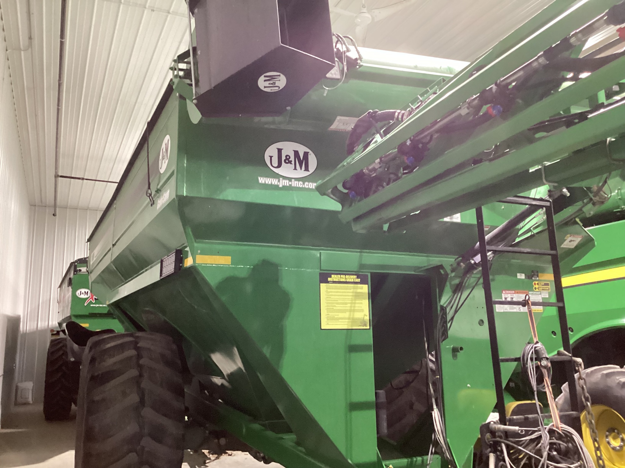 2023 J&M 1000-22 Image 3