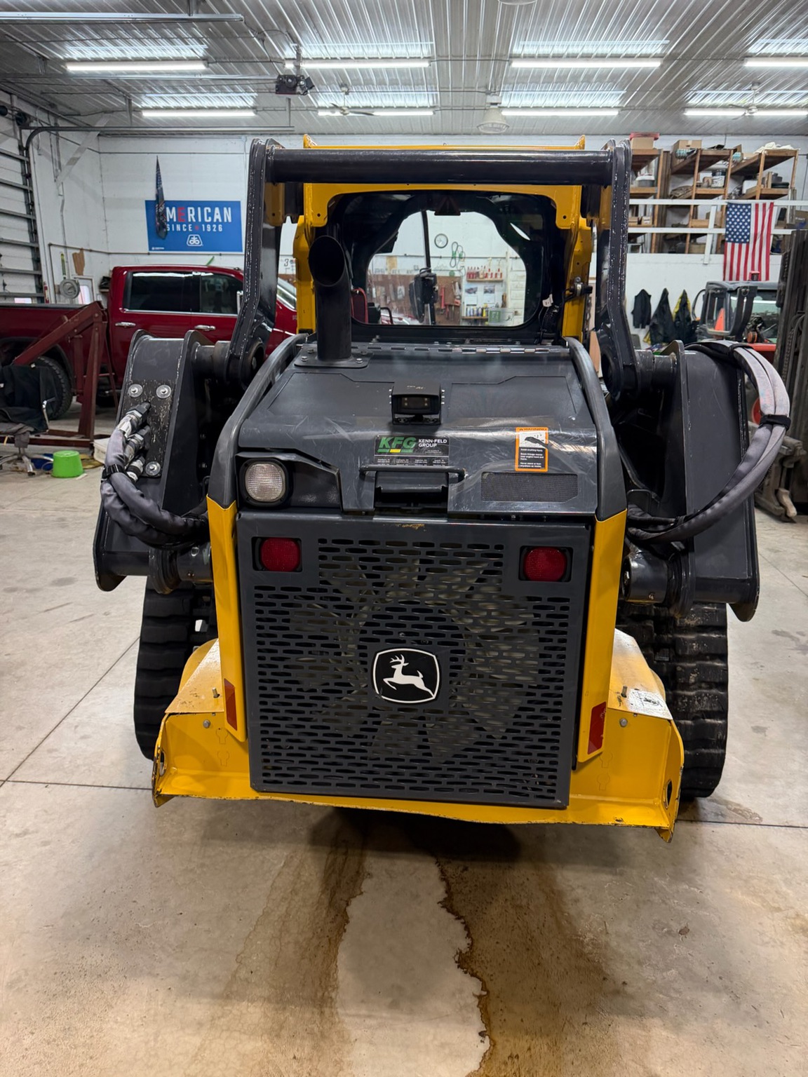 2022 John Deere 325G Image 3