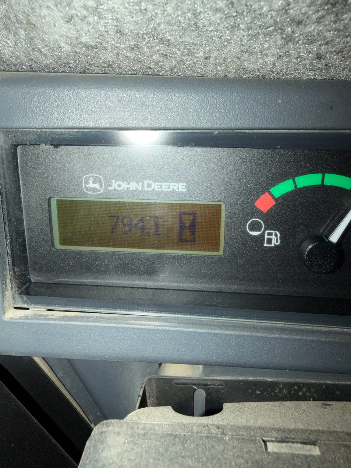 2022 John Deere 325G Image 5