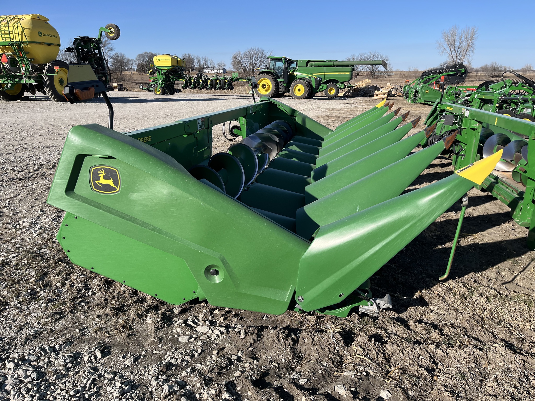  2021 John Deere C8R at Heritage Tractor in Seneca, KS