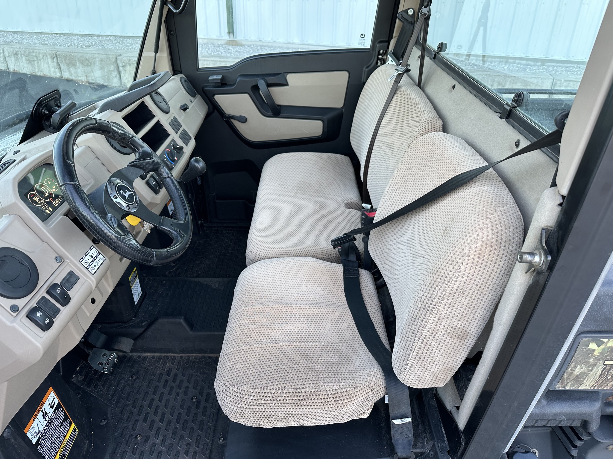  2021 John Deere XUV 835R at Heritage Tractor in Joplin, MO