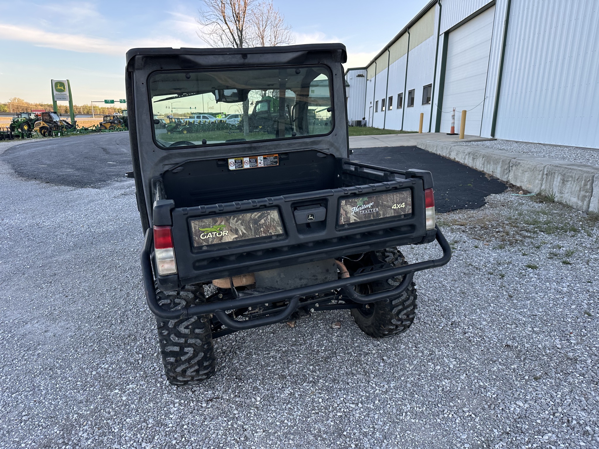  2021 John Deere XUV 835R at Heritage Tractor in Joplin, MO