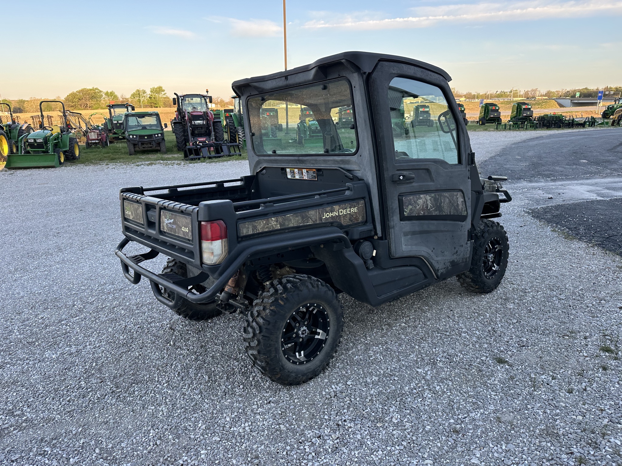  2021 John Deere XUV 835R at Heritage Tractor in Joplin, MO