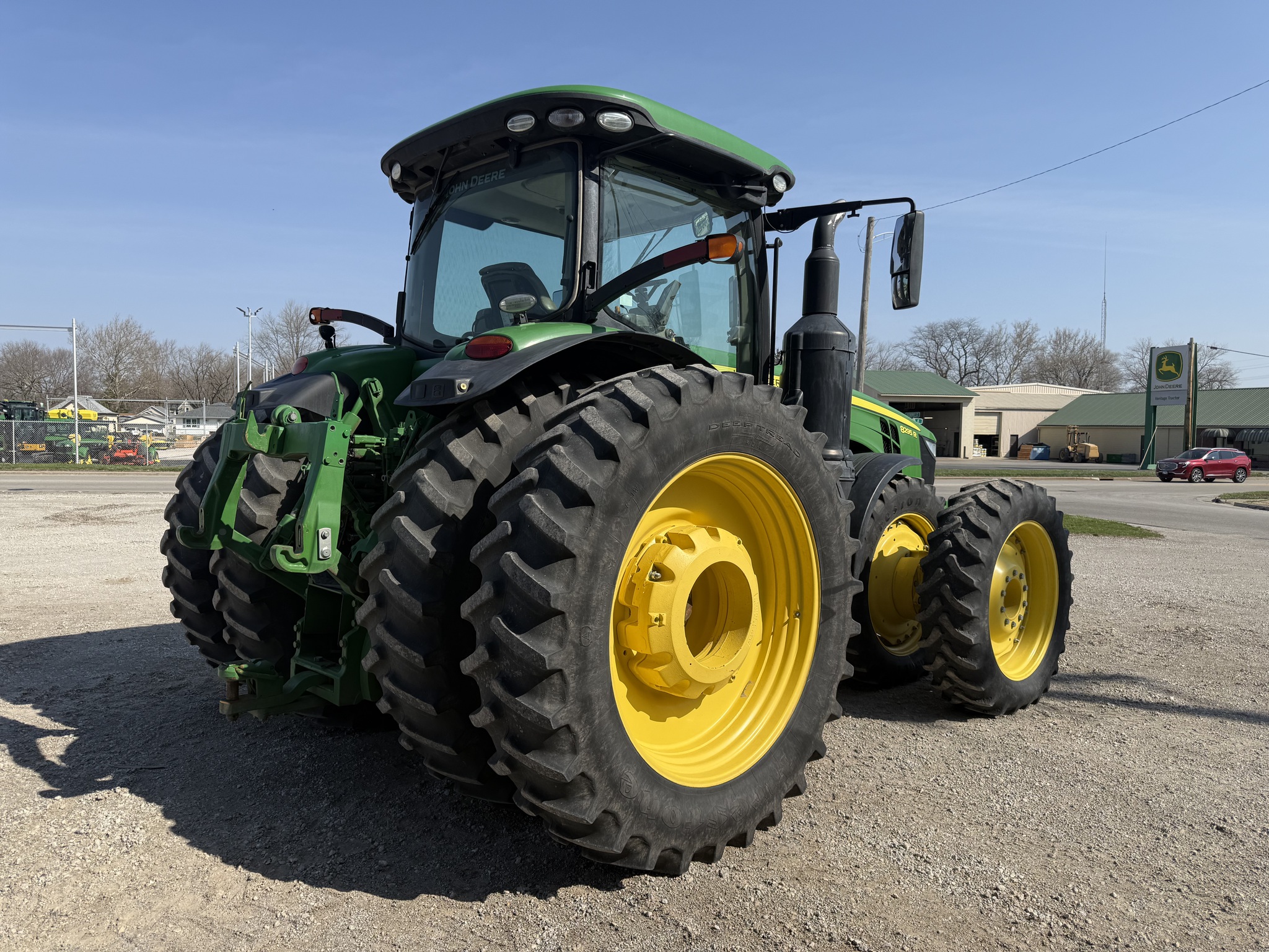  2019 John Deere 8295R at Heritage Tractor in Pontiac, IL