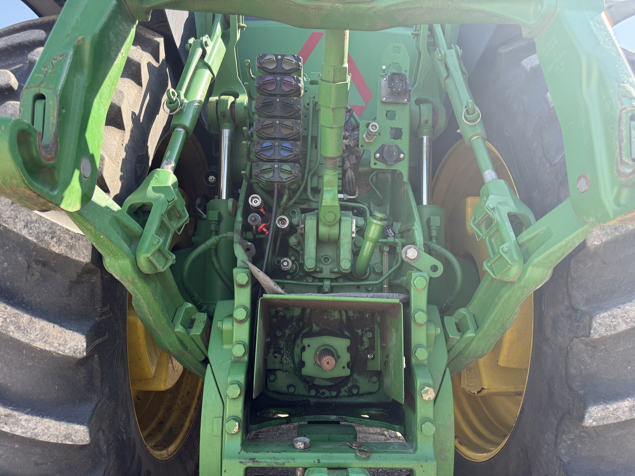  2019 John Deere 8295R at Heritage Tractor in Pontiac, IL