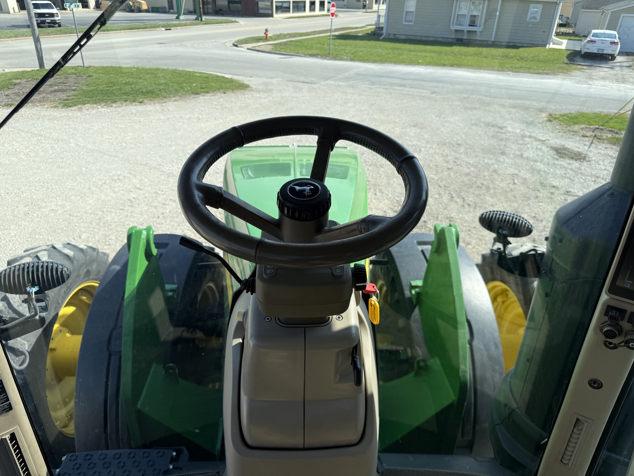  2019 John Deere 8295R at Heritage Tractor in Pontiac, IL