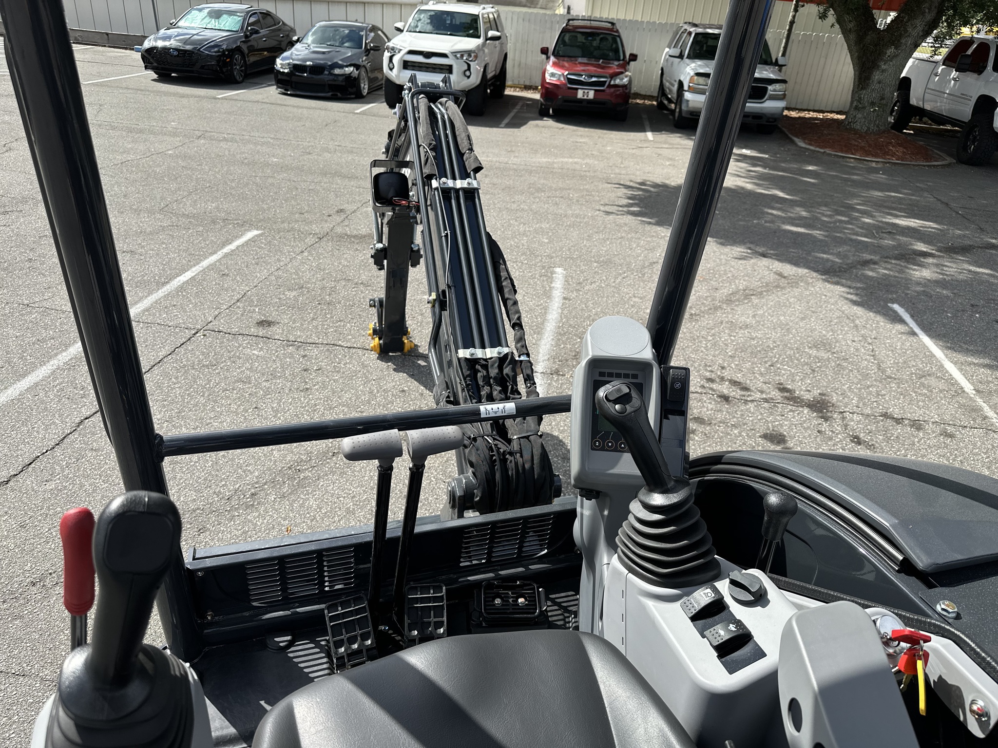 2025 John Deere 30 P Image 4