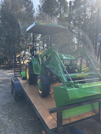 2021 John Deere 3038E-2