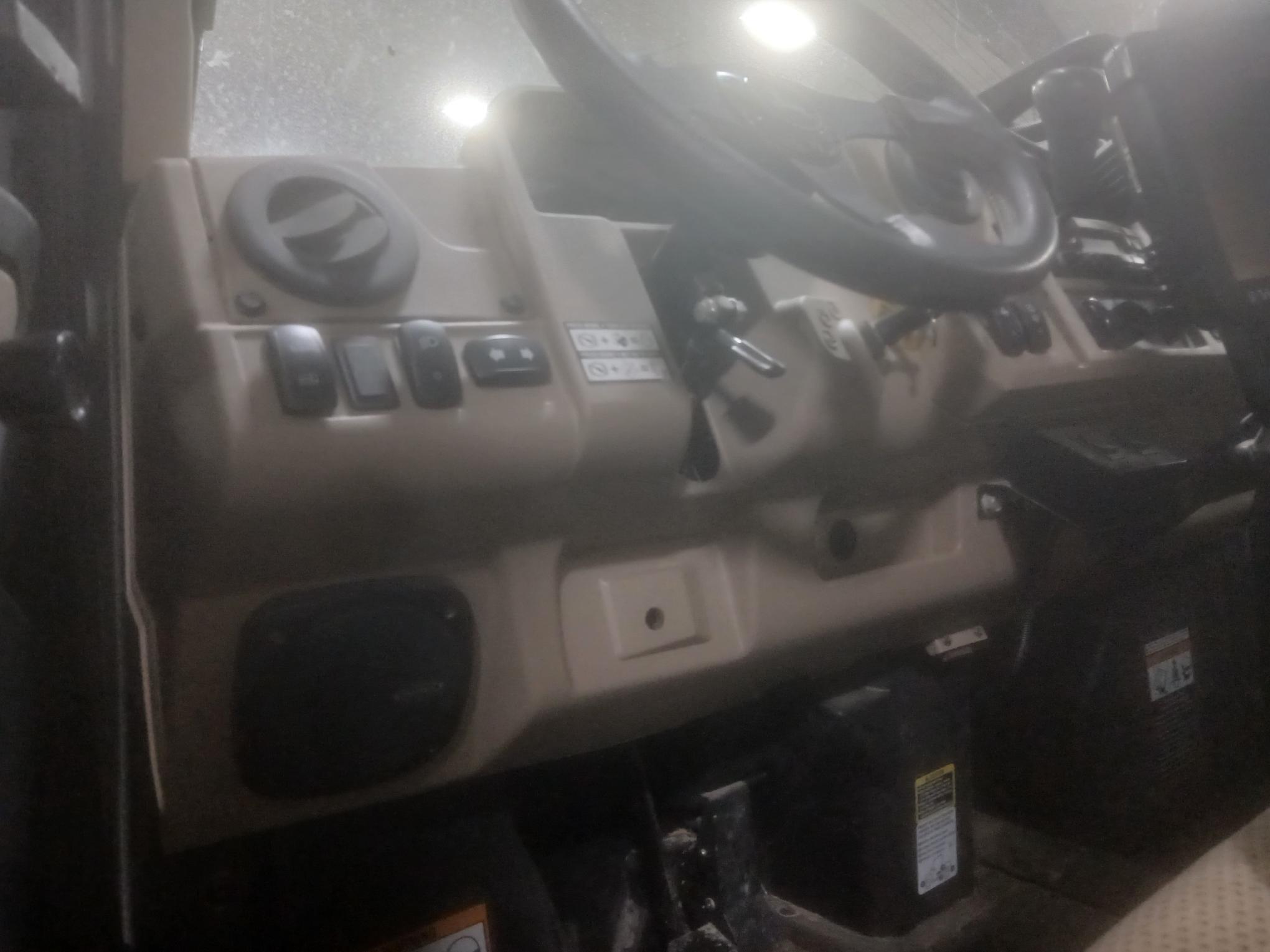 2021 John Deere XUV 835R Image 4