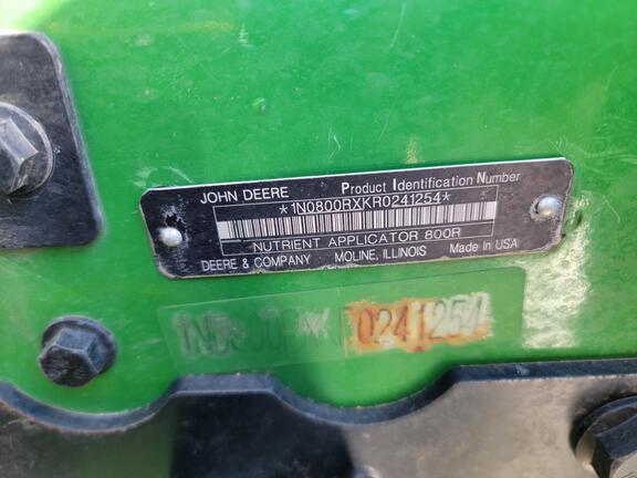2024 John Deere 800R - Photo10