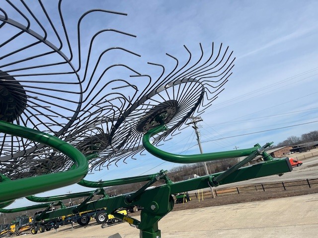  2026 Sitrex QR8 - 8 WHEEL RAKE, GREEN at Heritage Tractor in West Plains, MO