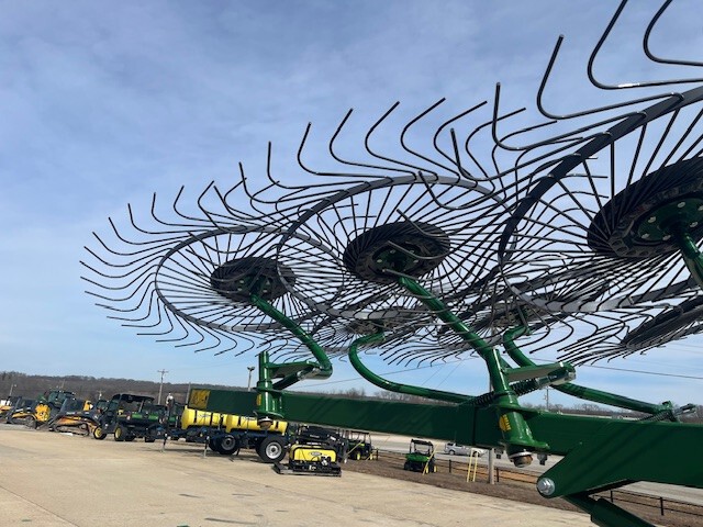  2026 Sitrex QR8 - 8 WHEEL RAKE, GREEN at Heritage Tractor in West Plains, MO