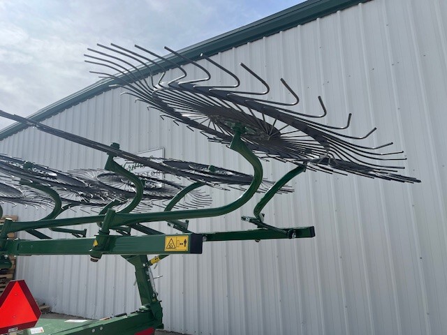  2026 Sitrex QR8 - 8 WHEEL RAKE, GREEN at Heritage Tractor in West Plains, MO