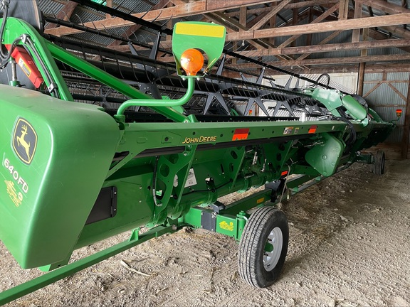 2015 John-Deere 640FD