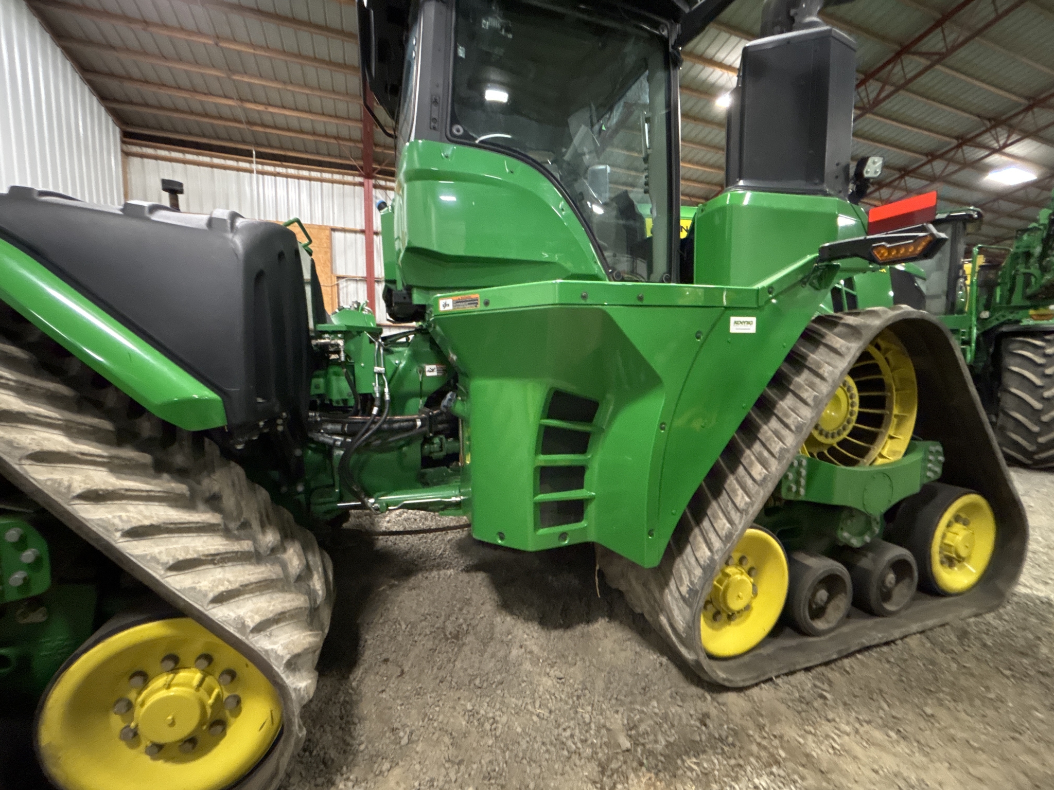 Used 2023 John Deere 9RX 640 Track Tractors at Koenig Equipment in Anna, OH - PhotoXL3