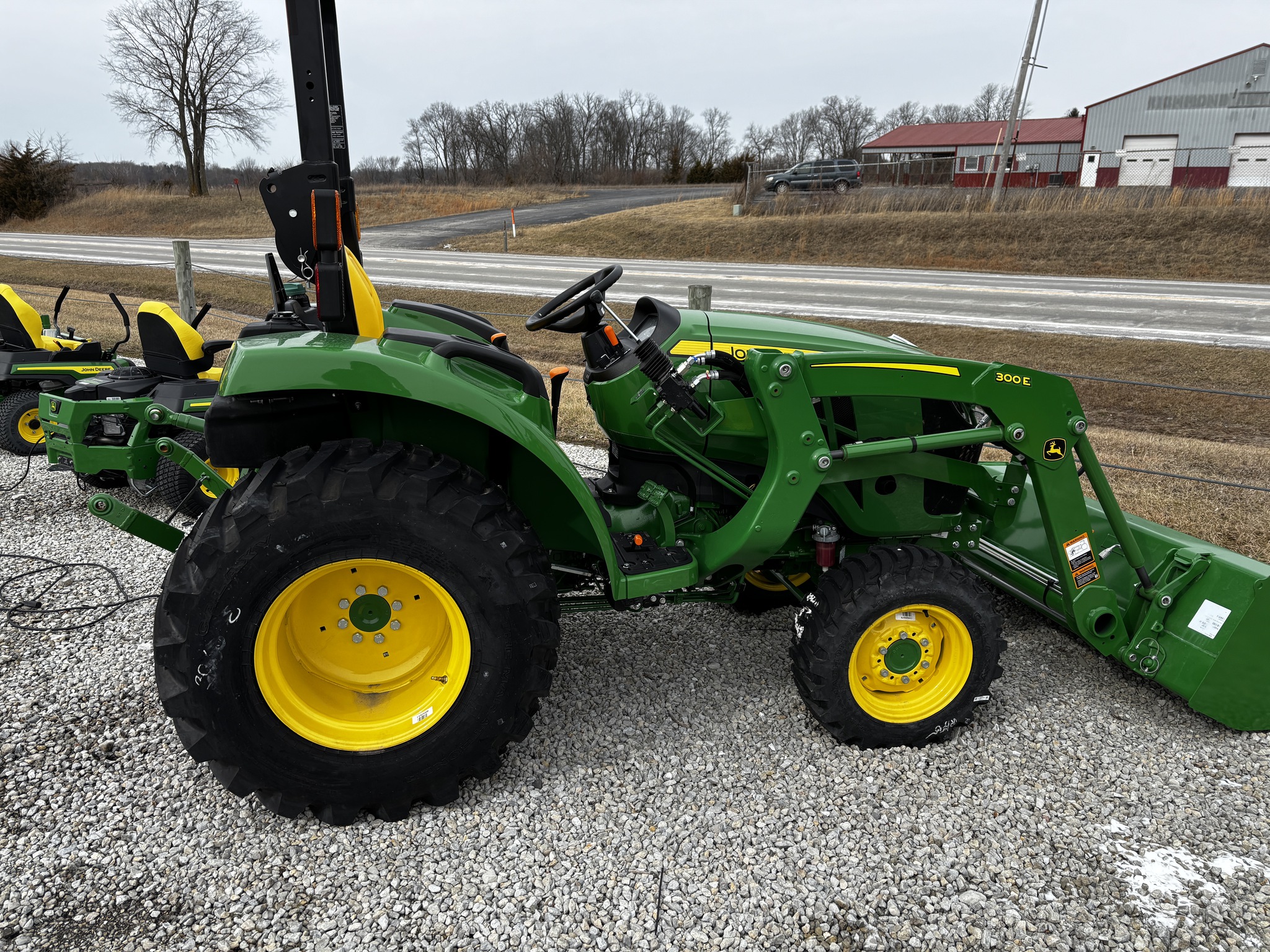 New In-Stock 2025 John Deere 3025D Compact Utility Tractors at Koenig Equipment in Richmond, IN - PhotoXL2