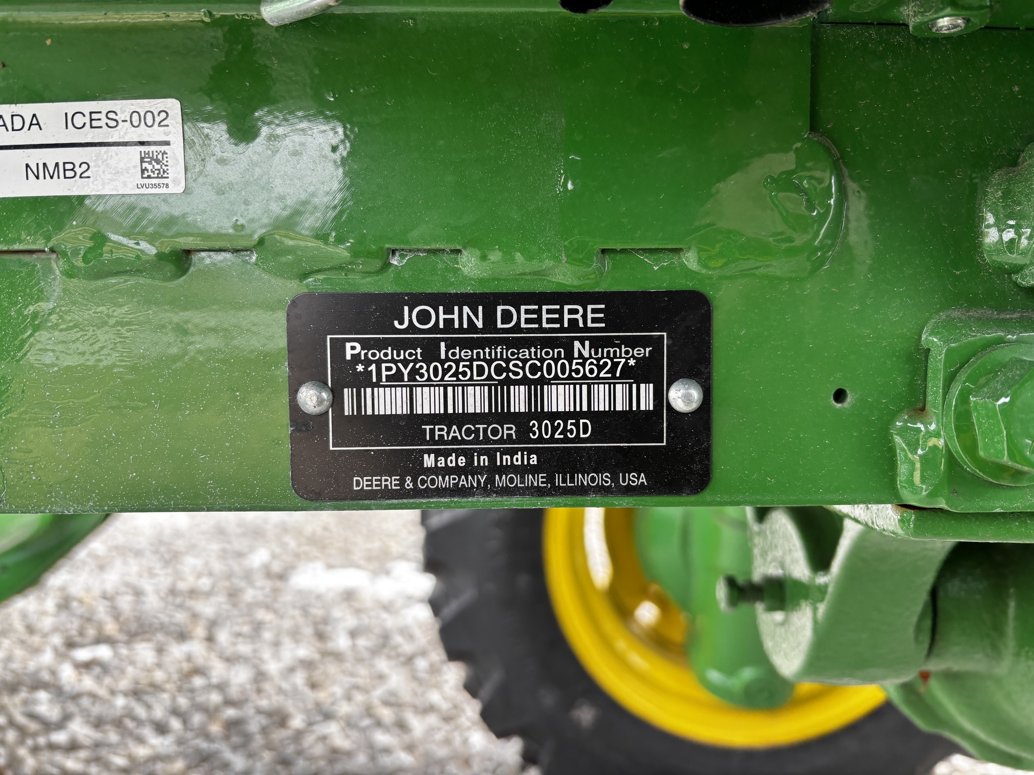 New In-Stock 2025 John Deere 3025D Compact Utility Tractors at Koenig Equipment in Richmond, IN - PhotoXL7