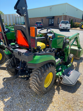 2015 John Deere 1025R