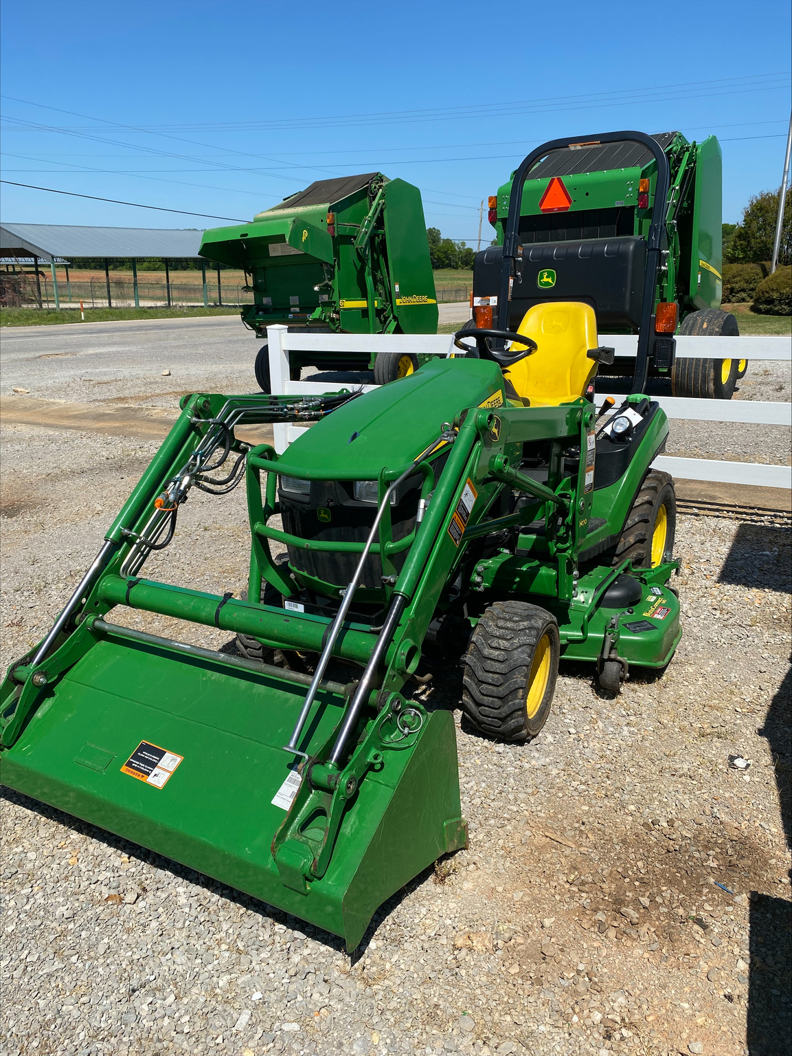 2015 John Deere 1025R