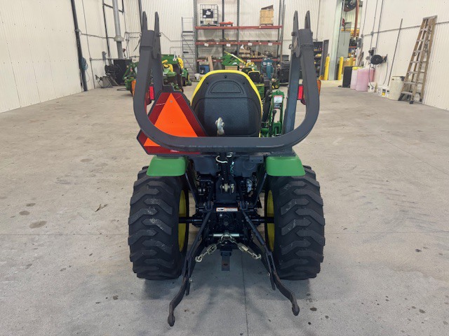 2007 John Deere 2320 Image 4