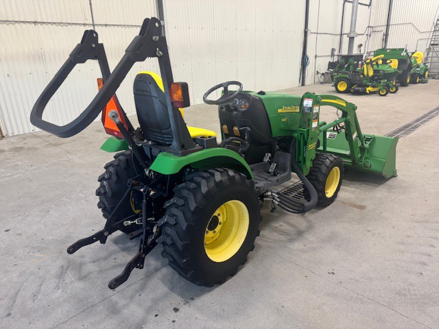 2007 John Deere 2320 Image 5