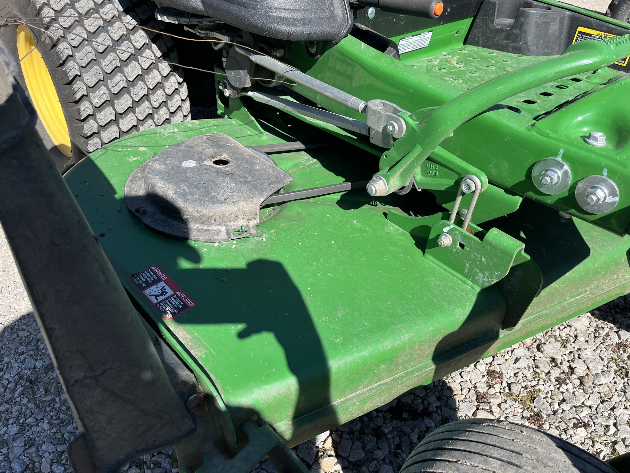  2024 John Deere Z950M at Heritage Tractor in Adrian, MO