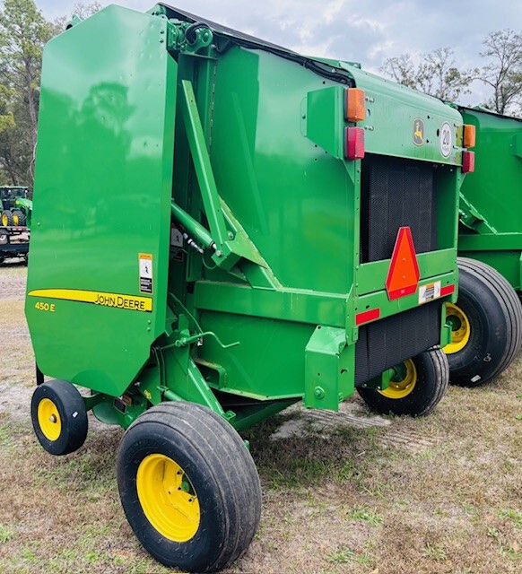 2023 John Deere 450E Image 3