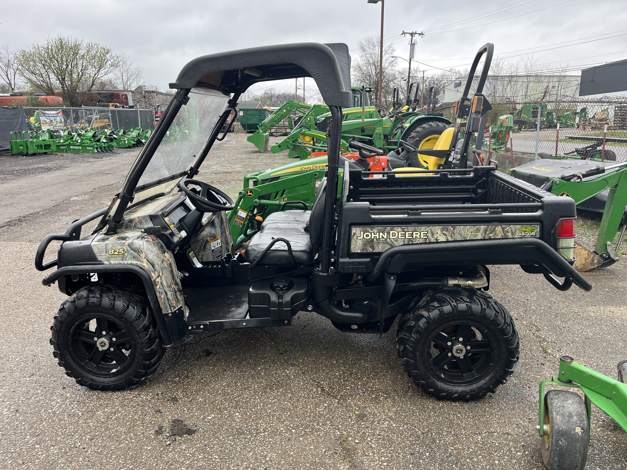 2014 John Deere XUV 825i Power Steering