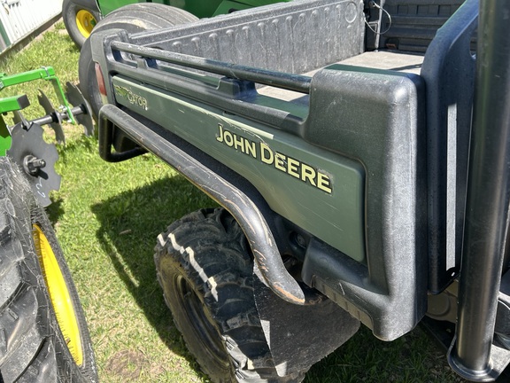 Used 2011 John Deere XUV 825I OLIVE ATVs & Gators at Horizon Ag & Turf in Warburg, AB - Photo5
