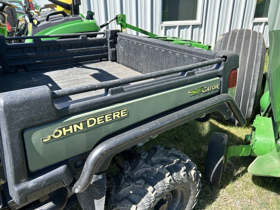 Used 2011 John Deere XUV 825I OLIVE ATVs & Gators at Horizon Ag & Turf in Warburg, AB - Photo7