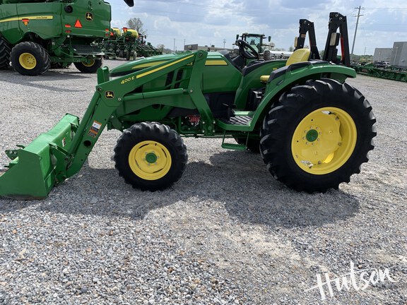 Photo of 2022 John Deere 4052M