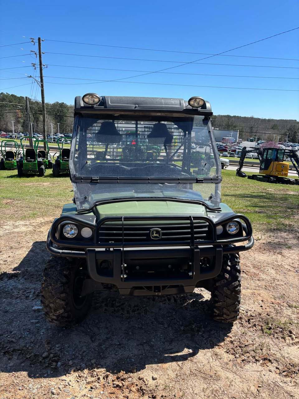 2017 John Deere XUV 825I OLIVE Image 2