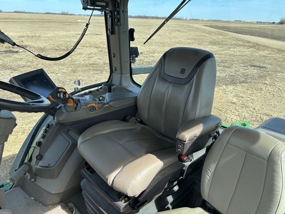 2021 John Deere 8R 340 - Photo12