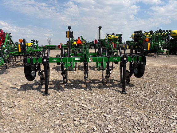 Used -- Unverferth 132 Rippers at Koenig Equipment in Anna, OH - Photo1