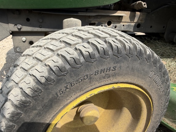 2024 John Deere X390 - Photo9