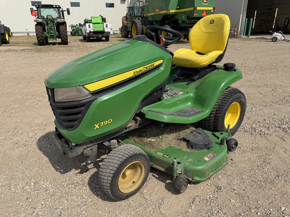 2024 John Deere X390 - Photo7
