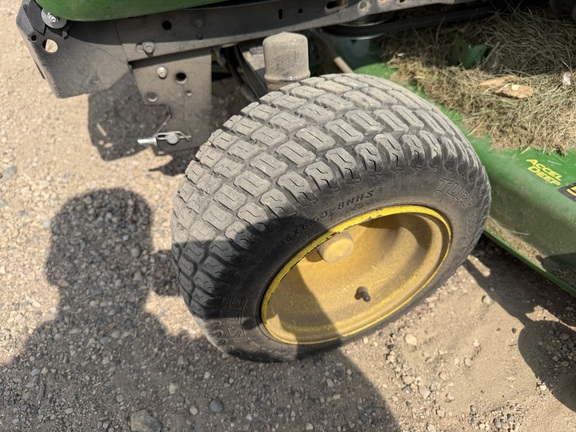 2024 John Deere X390 - Photo10