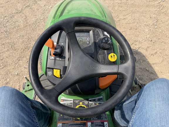 2024 John Deere X390 - Photo20