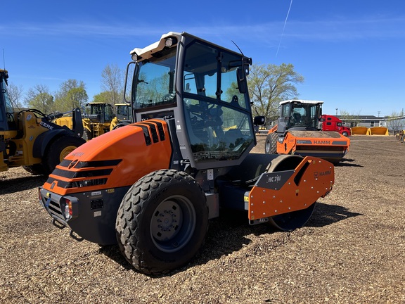 Photo of a 2025 Hamm HC70i