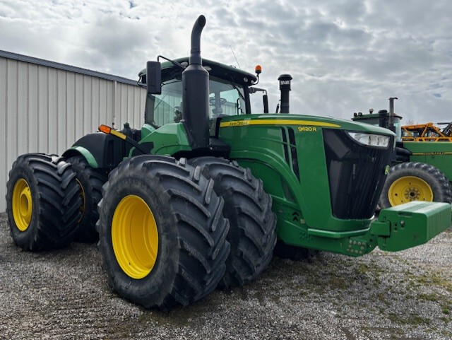 2019 John Deere 9620R Image 1