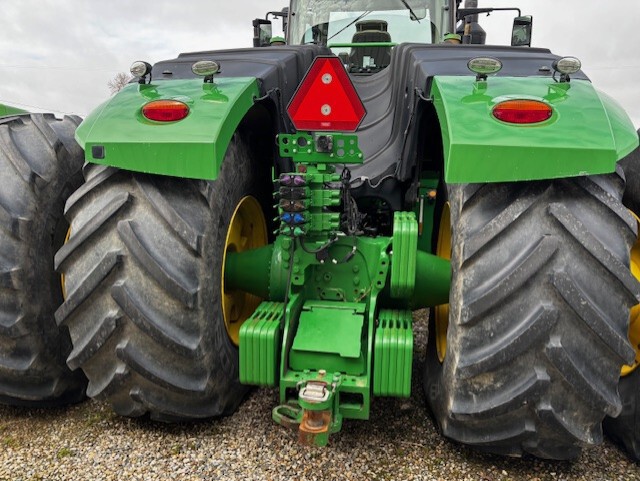 2019 John Deere 9620R Image 9
