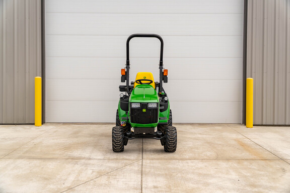 New In-Stock 2026 John Deere 1025R Compact Utility Tractors at Koenig Equipment in Tipp City, OH - Photo2